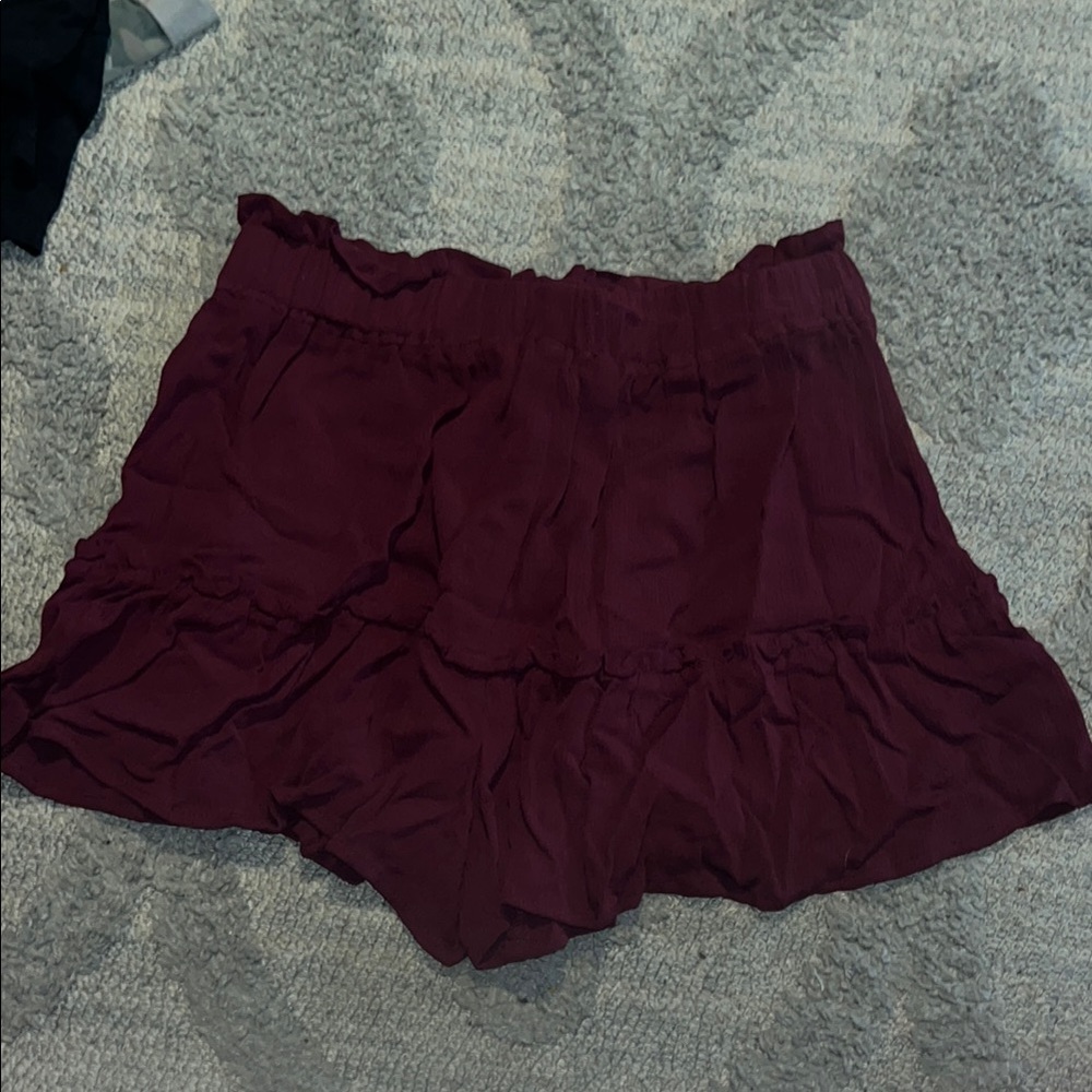 Burgundy Ruffle Shorts - Picture 2 of 3